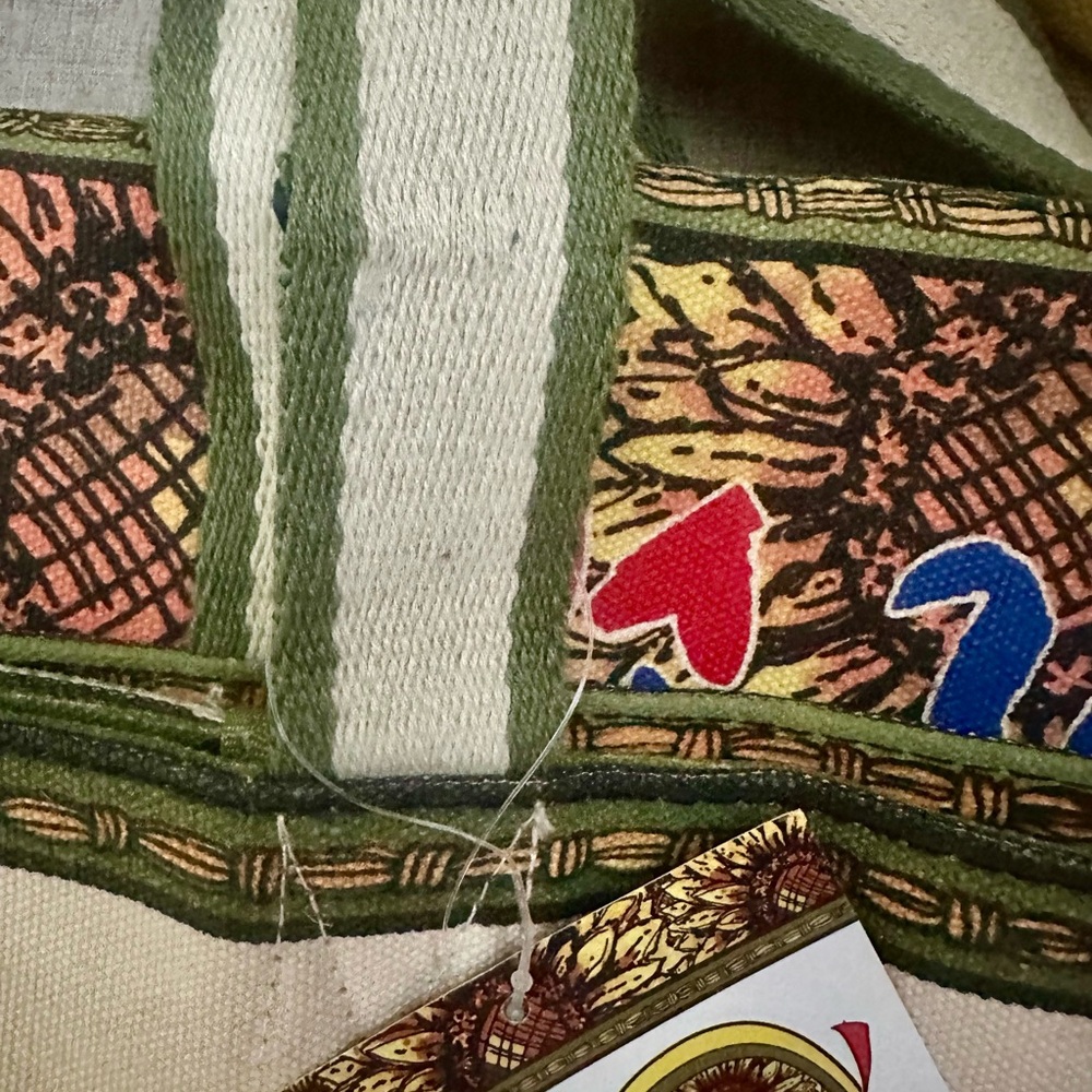 Sunflower Heart Love Tote Bag - Picture 9 of 12